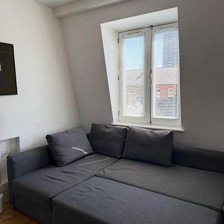 Central , Bright And Modern Flat Up To 4 People Лондон Экстерьер фото